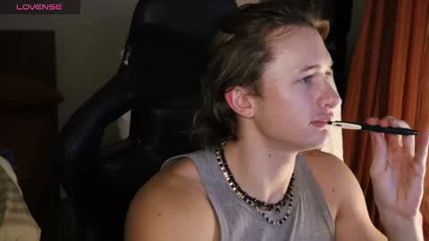 brentonverde online show from January 6, 11:31 pm