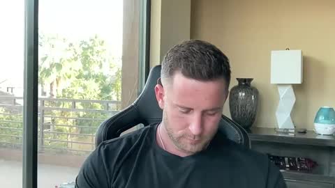 Brett Mycles online show from December 13, 11:39 pm