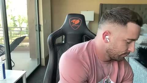 Brett Mycles online show from September 29, 12:20 am