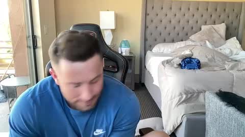 Brett Mycles online show from February 2, 9:02 pm