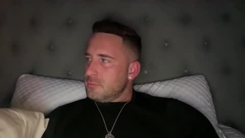 Brett Mycles online show from March 3, 2:33 am