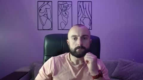 brindlefly69 online show from October 24, 12:07 pm