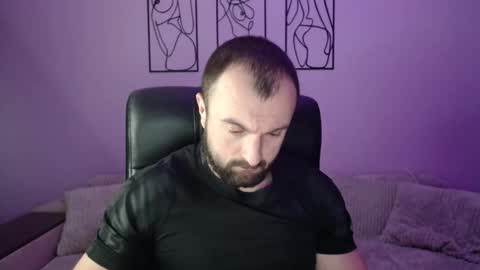 brindlefly69 online show from February 18, 12:14 pm