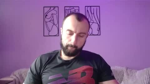 brindlefly69 online show from January 6, 12:02 pm