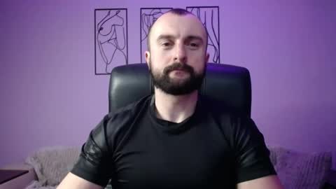 brindlefly69 online show from February 7, 9:26 pm