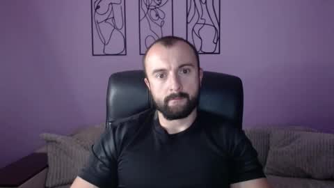 brindlefly69 online show from September 18, 11:56 am