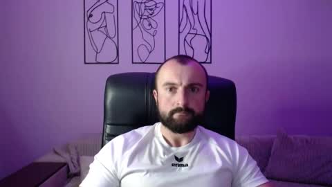 brindlefly69 online show from October 17, 11:58 am