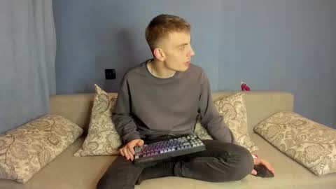 bristlebback online show from September 21, 3:23 pm