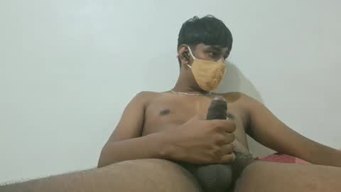 brownguy2505 online show from April 12, 7:59 pm