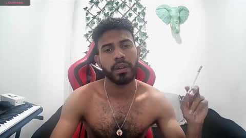 bruce_1111 online show from November 26, 9:29 pm