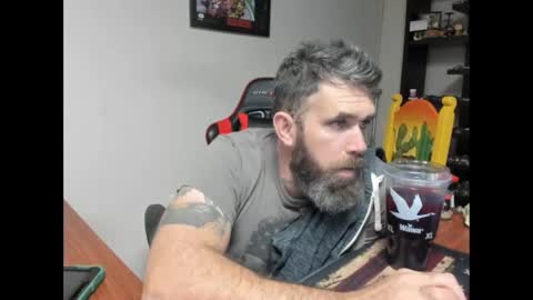 BRUTALMASTER1983 online show from November 1, 6:23 pm