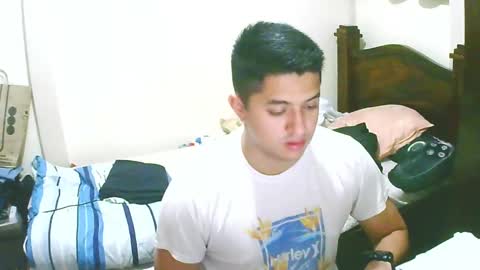 bryanbendy online show from December 13, 5:05 am