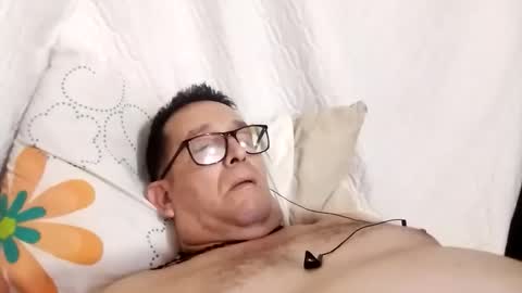 buchs32 online show from December 22, 4:31 am