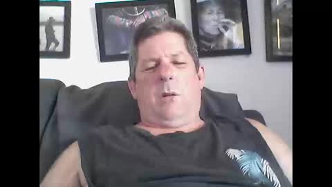 Bugs online show from January 6, 5:11 am