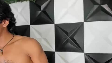 bull_cam online show from November 30, 5:37 pm