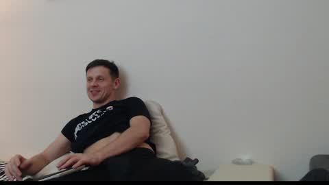 Pirate    Xtw jerromybunny1 online show from December 7, 8:05 pm