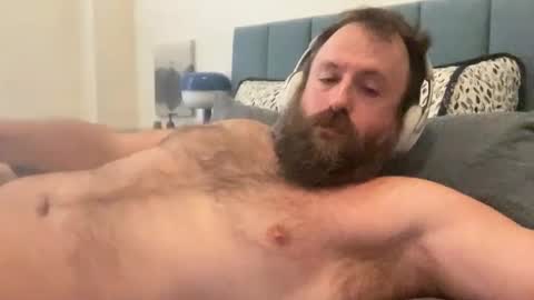 burlypup burlypup929 online show from February 1, 8:05 pm