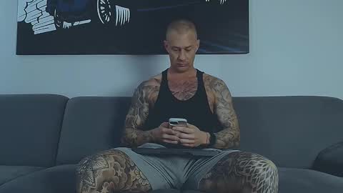 Calvin  online show from February 27, 7:31 am