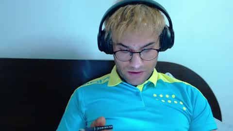 Calvinjohnlad online show from February 17, 3:42 pm