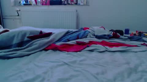 Calvinjohnlad online show from February 17, 5:36 am