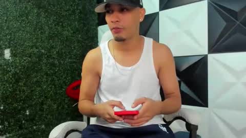 cam_xman online show from February 4, 2:23 pm