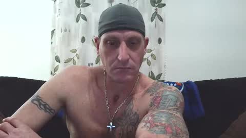 Chillaxin lets talk  online show from February 8, 7:15 am