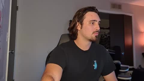 Snapshot of cameron_camming chatting on October 20, 9:41 pm Cameron online show from October 20, 9:41 pm