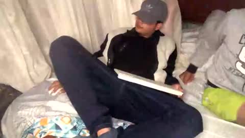 camivaron online show from January 9, 11:13 pm