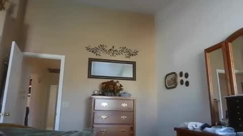 james online show from February 19, 10:06 pm