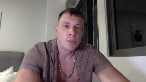 Snapshot of capt_oliver chatting on January 2, 5:29 pm follow my twitter  online show from January 2, 5:29 pm