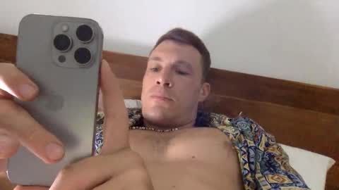 Snapshot of capt_oliver chatting on September 30, 4:32 pm follow my twitter  online show from September 30, 4:32 pm