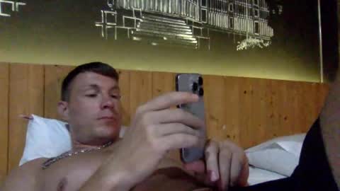 Snapshot of capt_oliver chatting on February 8, 5:39 pm follow my twitter  online show from February 8, 5:39 pm