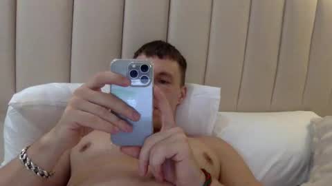 Snapshot of capt_oliver chatting on December 26, 4:47 pm follow my twitter  online show from December 26, 4:47 pm
