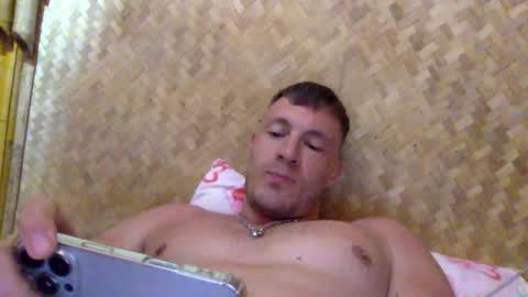 Snapshot of capt_oliver chatting on January 25, 6:46 pm follow my twitter  online show from January 25, 6:46 pm