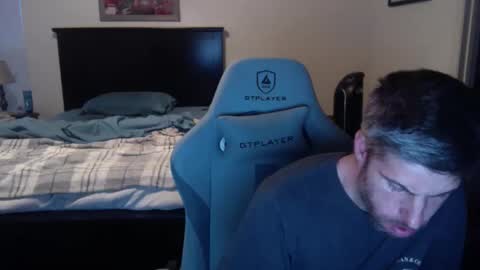 Snapshot of captmorgan30263 chatting on October 30, 10:44 pm captmorgan30263 online show from October 30, 10:44 pm