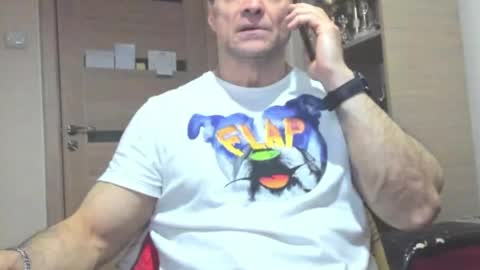 Laz online show from April 2, 7:00 pm