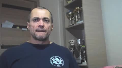 Laz online show from January 14, 10:46 pm