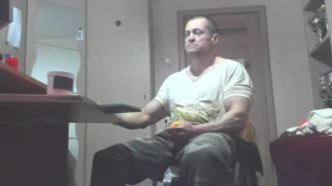 Laz online show from April 9, 8:20 am