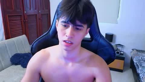 carl_dixon online show from December 14, 9:22 pm