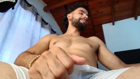 Snapshot of carlbadams96 chatting on February 6, 7:40 pm sebasfit online show from February 6, 7:40 pm