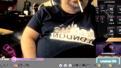 Snapshot of carmelo_devitto chatting on January 2, 2:35 pm soy Batman online show from January 2, 2:35 pm