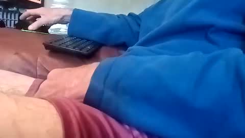 Snapshot of caryb chatting on October 22, 6:10 pm caryb online show from October 22, 6:10 pm