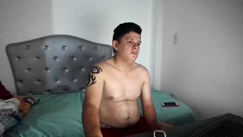 Snapshot of cat_nigth chatting on October 17, 3:27 pm CAT NIGHT online show from October 17, 3:27 pm