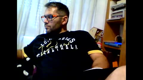 Snapshot of ccddrr2 chatting on October 10, 9:14 am ccddrr2 online show from October 10, 9:14 am