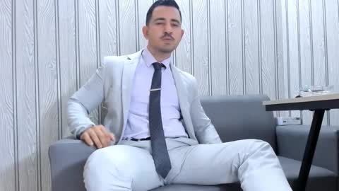 Cesar online show from February 9, 8:57 pm