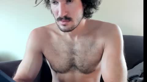 Lydong online show from October 24, 7:15 pm