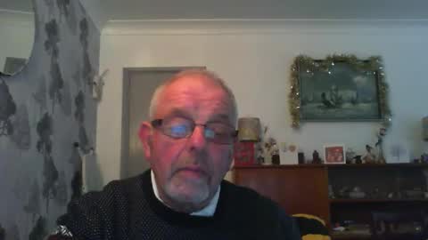 Champers online show from December 14, 10:13 am