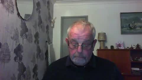 Champers online show from February 20, 4:57 pm