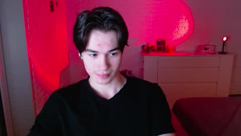 charleshanson69 online show from February 9, 5:28 pm