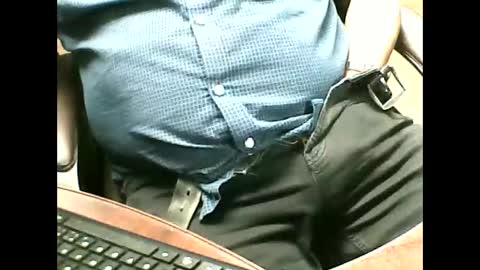 charmeur2672 online show from May 1, 9:45 am